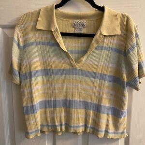 Pastel color cropped collared button down